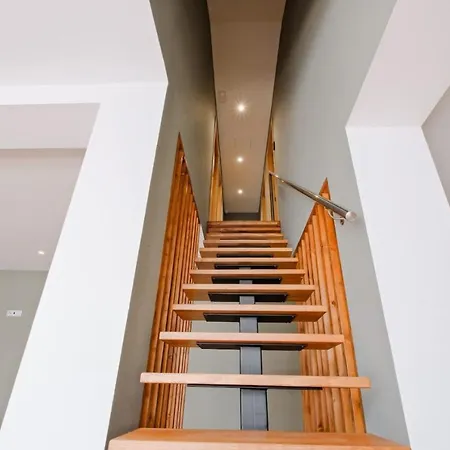 Lovely Fully Equipped Near Subway N11 - Shared Bathroom With Another Lejlighed *