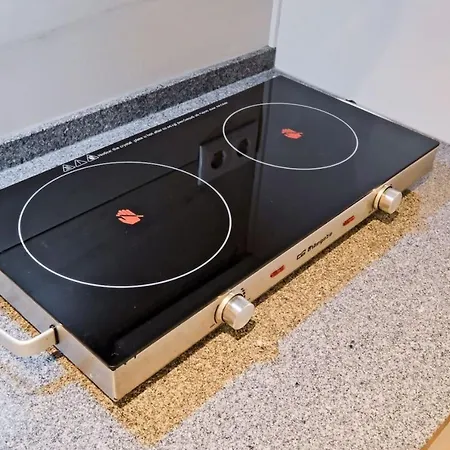 Lovely Fully Equipped Near Subway N11 - Shared Bathroom With Another Apartamento