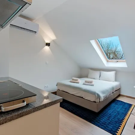 Lovely Fully Equipped Near Subway N11 - Shared Bathroom With Another Apartment Lisbon