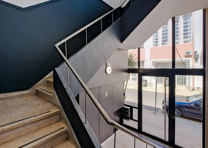 Apartament Lovely Fully Equipped Near Subway N11 - Shared Bathroom With Another