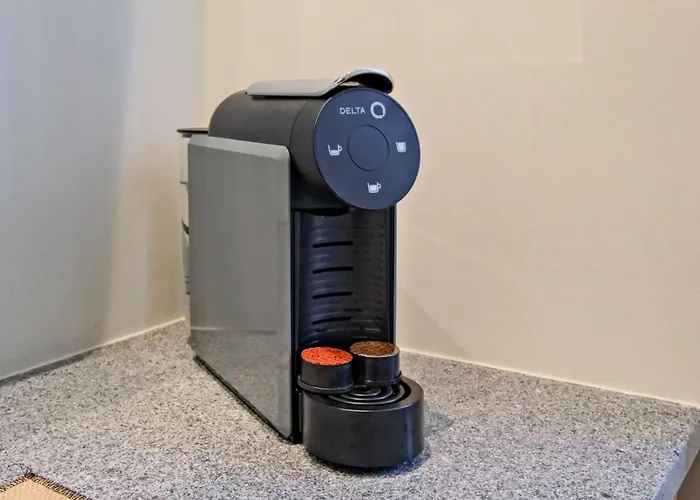 Lovely Fully Equipped Near Subway N11 - Shared Bathroom With Another Apartament Lizbona