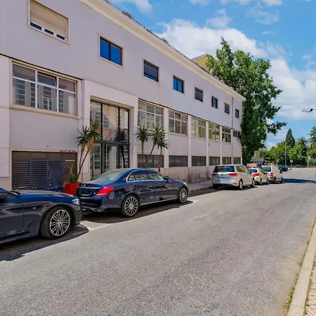 Apartamento Lovely Fully Equipped Near Subway N11 - Shared Bathroom With Another *