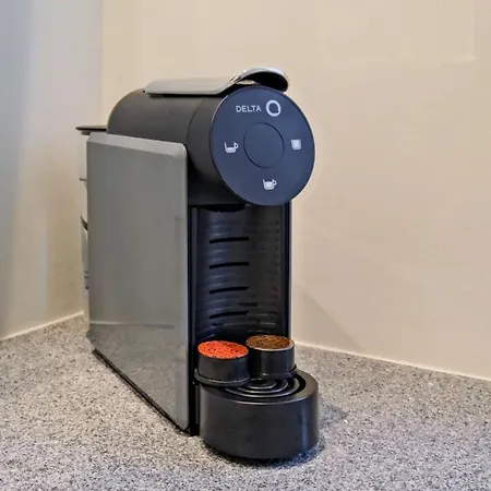 Lovely Fully Equipped Near Subway N11 - Shared Bathroom With Another Apartamento Lisboa