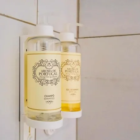 Lovely Fully Equipped Near Subway N11 - Shared Bathroom With Another Lisboa